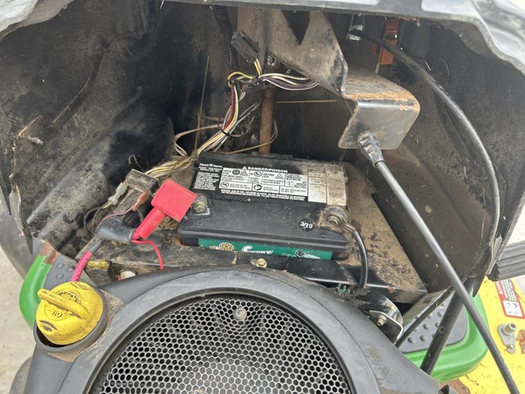 john-deere-l100-image-25