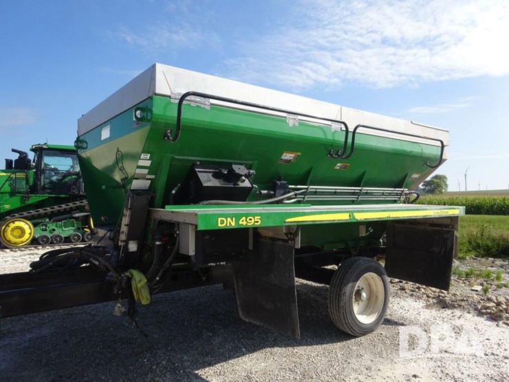 2020-john-deere-2020-image-1