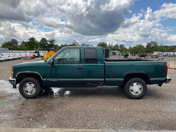 1998-chevrolet-k1500-image-2