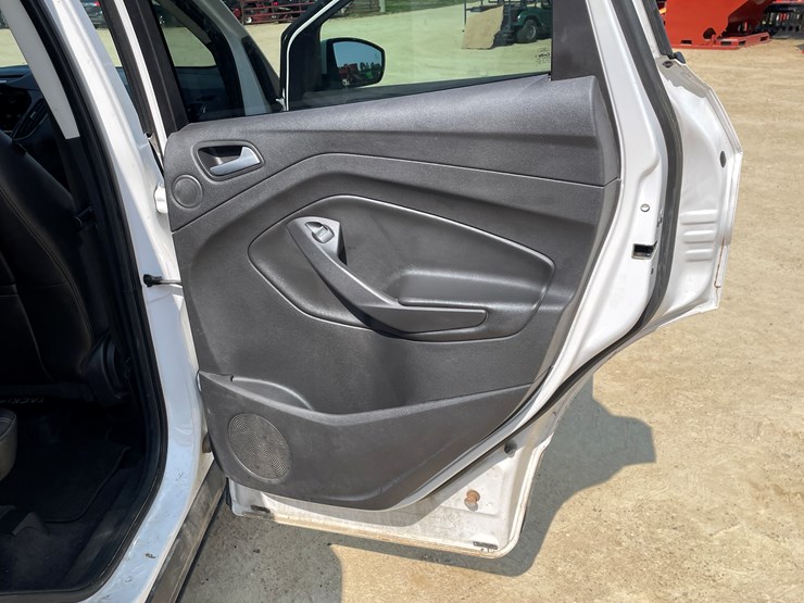 2014-ford-escape-image-42