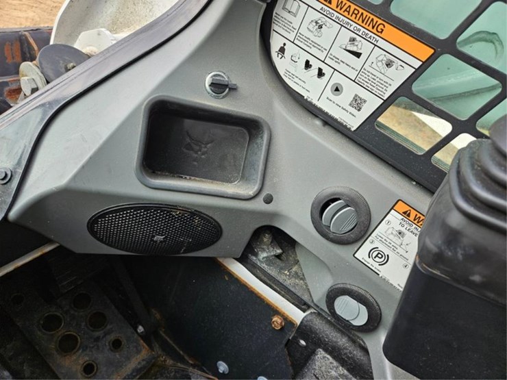 2019-bobcat-s590-image-26