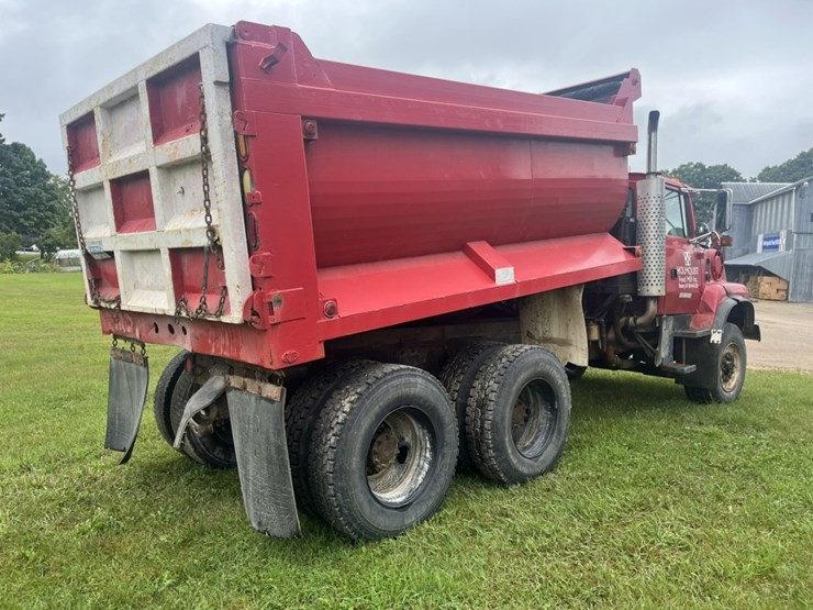 1993-ford-l9000-image-5