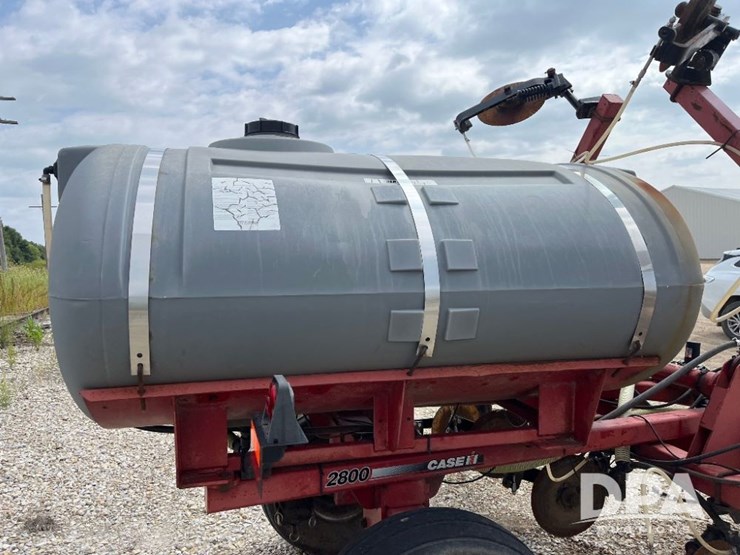 case-ih-2800-image-16