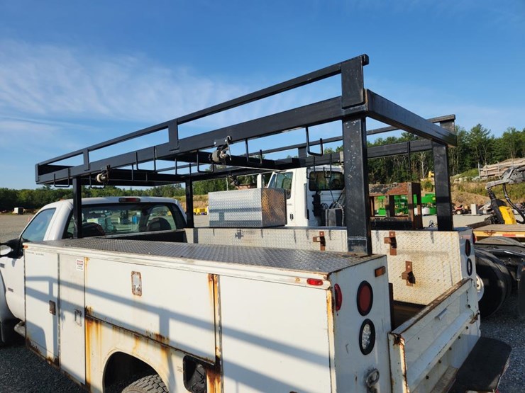 2006-ford-f550-image-21