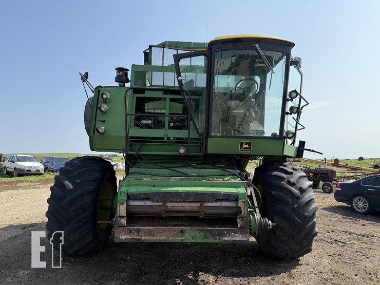 john-deere-8820-image-8