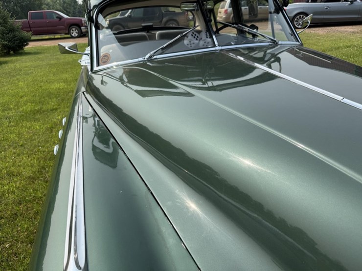 #1062-•-1949-buick-series-50-super-sedan-image-23