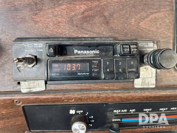 1991-freightliner-truck-(jn2955,-unit-758)-image-64