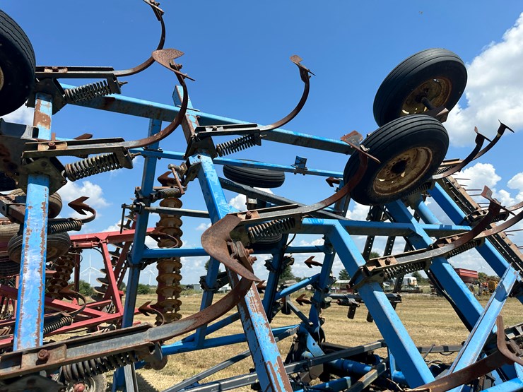 #32187-•-tiger-mate-26'-field-cultivator-image-28