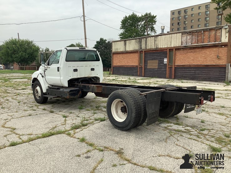 2015-ford-f650-image-7
