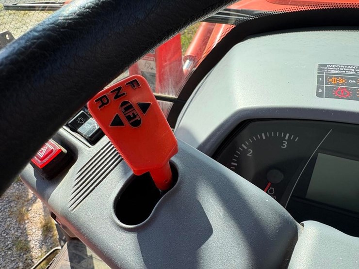 2019-kubota-m6s-111-image-31