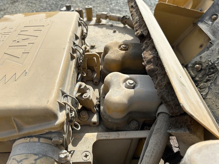 caterpillar-cb-224c-image-35
