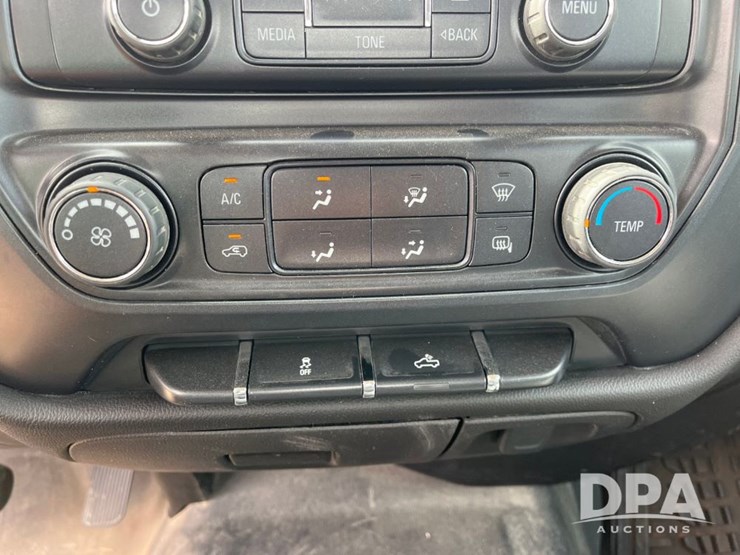 2015-gmc-2500-image-57