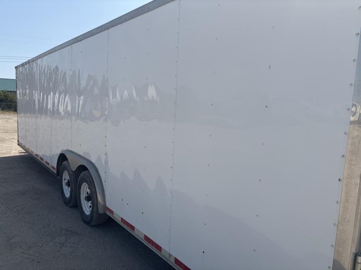 #1311-•-arising-industries-approx-30'-enclosed-trailer-image-10