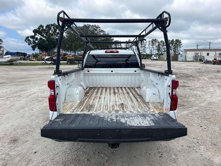 2022-chevrolet-silverado-1500-image-20