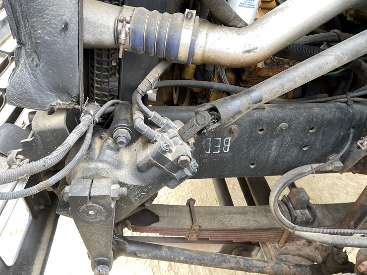 2001-ford-f750-image-81