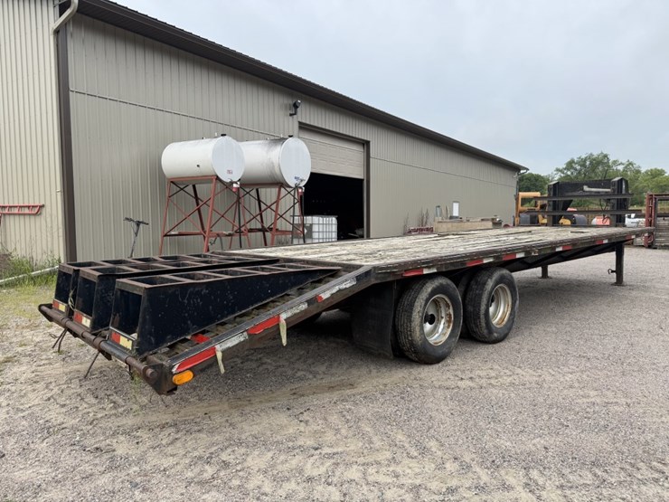 #1083-•-2001-delta-tandem-axle-gooseneck-trailer-image-5