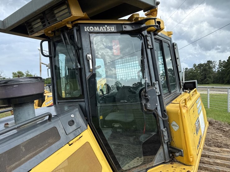 2014-komatsu-d65px-17-image-32