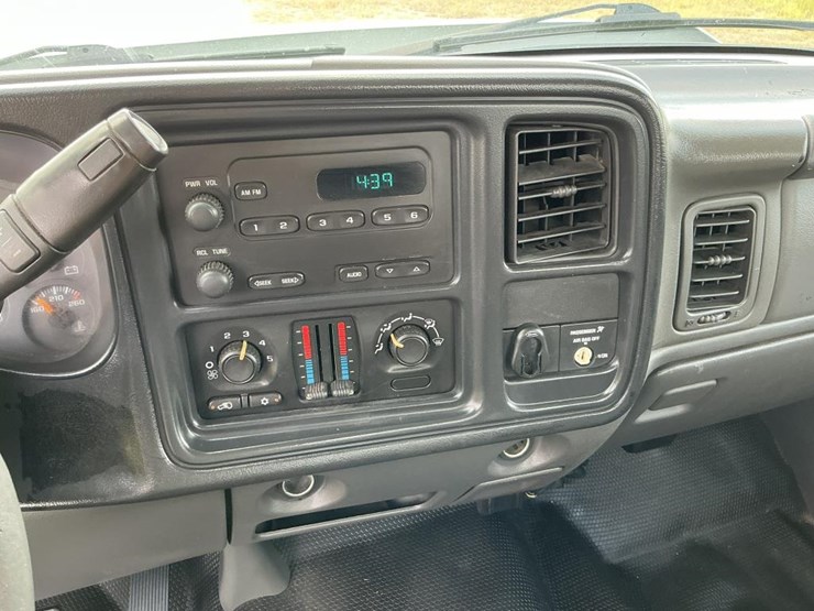 2007-chevrolet-3500-image-52