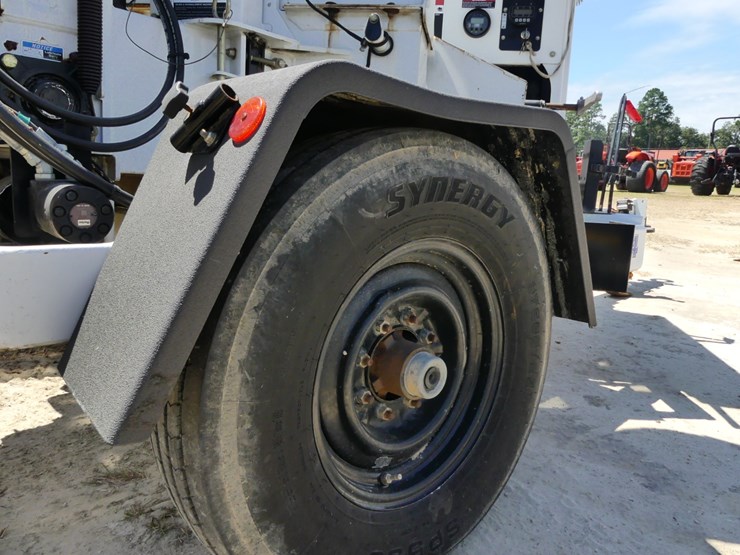 2019-altec-dc1317-image-8