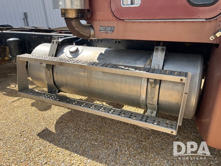 1991-freightliner-truck-(jn2955,-unit-758)-image-28