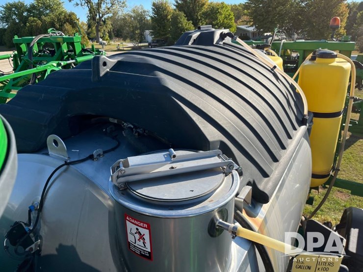 2019-john-deere-r4045-image-79