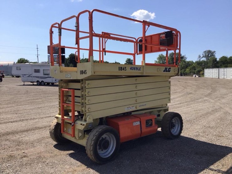 2002-jlg-4069le-image-4