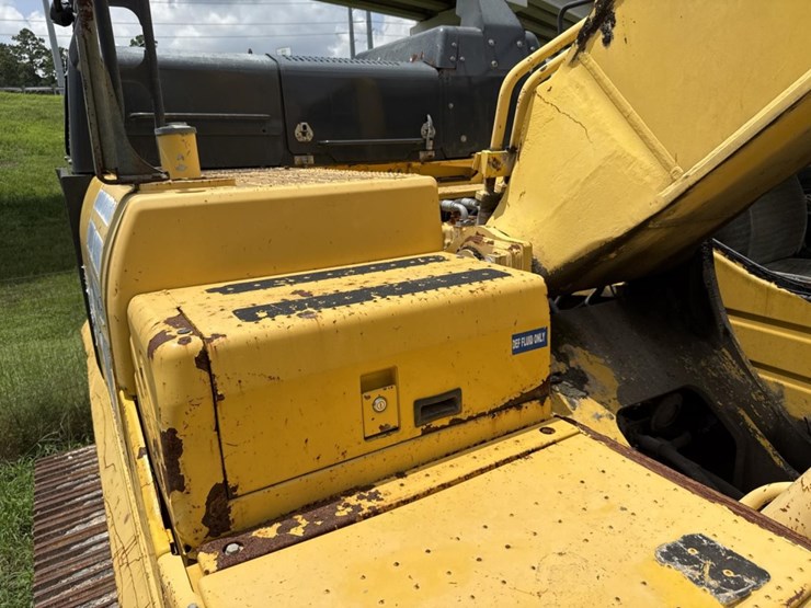 2015-komatsu-pc490-lc-11-image-37