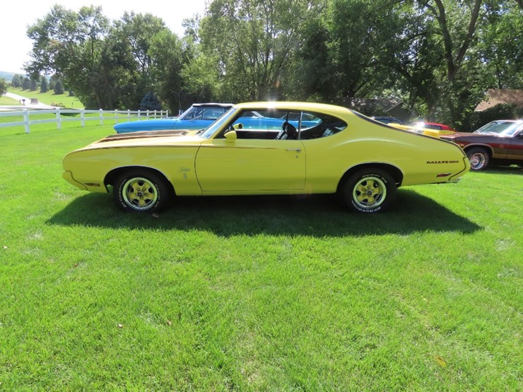 1970-oldsmobile-rallye-350-image-9
