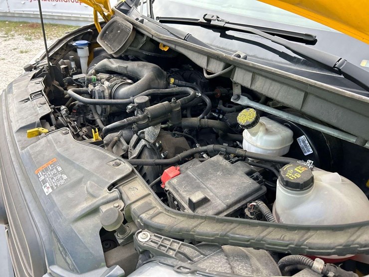 2020-ford-transit-image-8