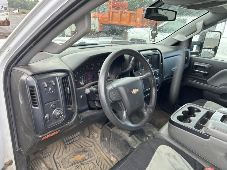 2016-chevrolet-2500hd-image-59