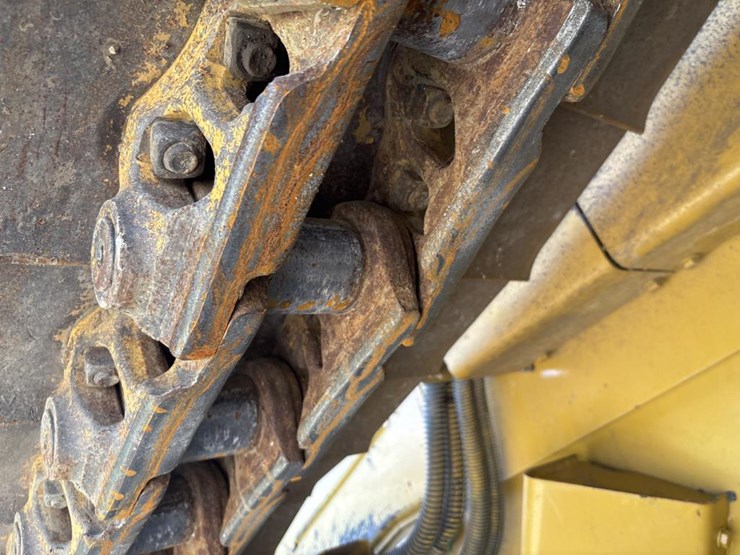 2018-caterpillar-d6t-lgp-image-24