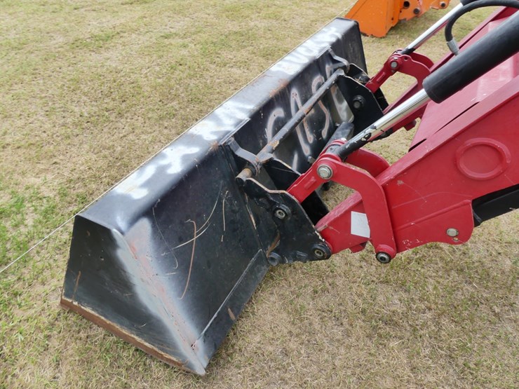 case-ih-l620-image-11