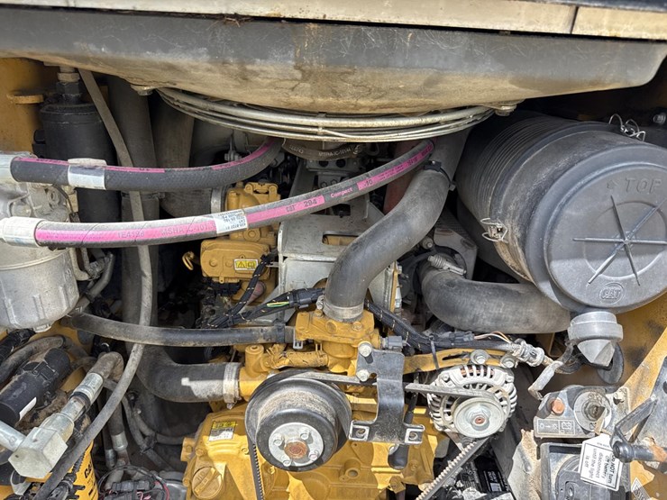 caterpillar-299d3-image-39