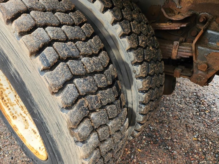 #1648-•-sterling-single-axle-patrol-truck-image-83