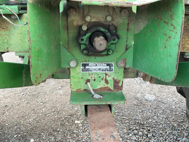 1980-john-deere-850-image-12