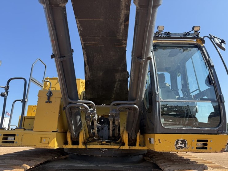 2020-deere-670g-lc-image-9