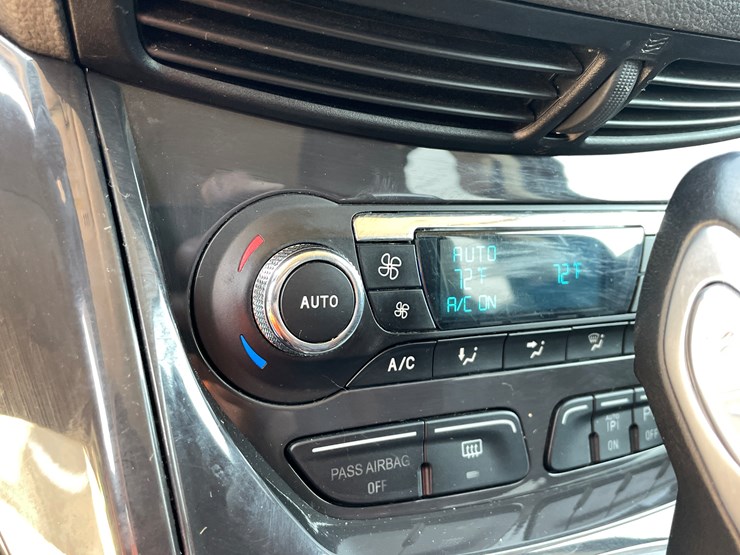 2014-ford-escape-image-64