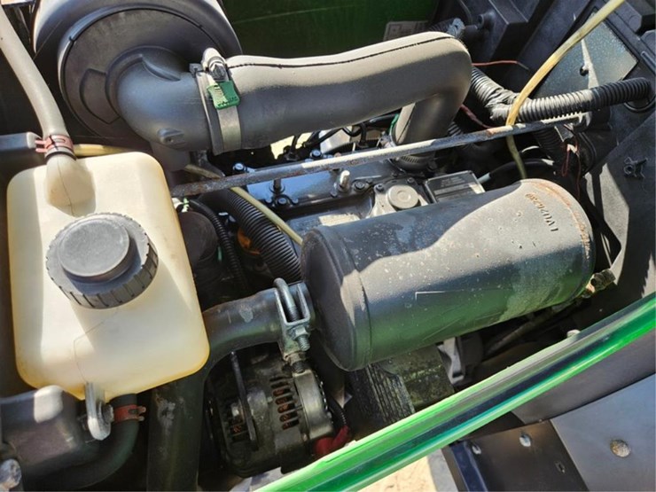 john-deere-1025r-image-19