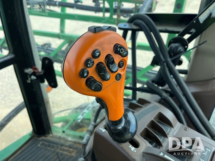 2012-john-deere-4630-image-38