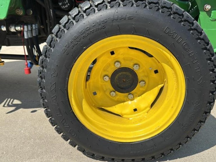 2007-john-deere-3520-image-30