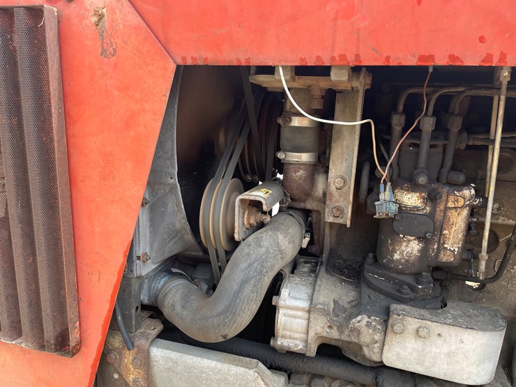 massey-ferguson-2705-image-22