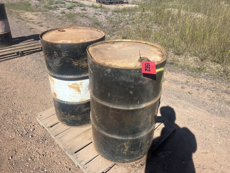 #1562-•-barrels-of-oil-image-1