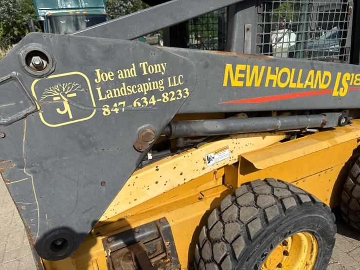 2002-new-holland-ls180-image-18