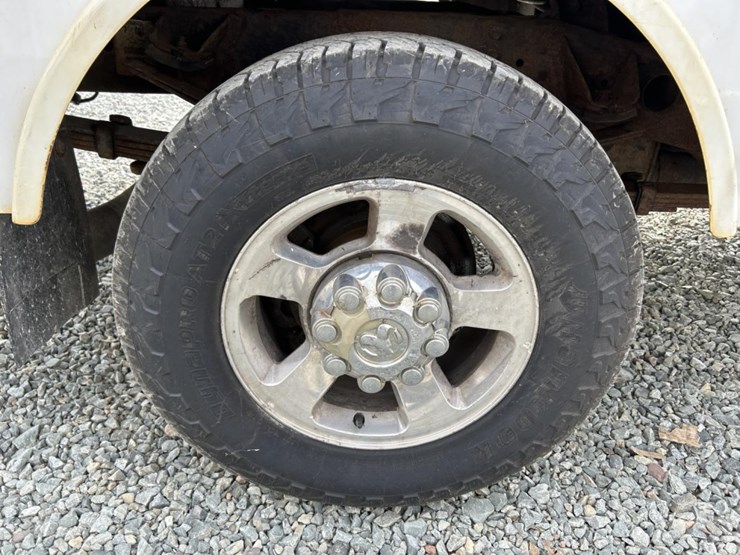 2008-dodge-3500-image-80
