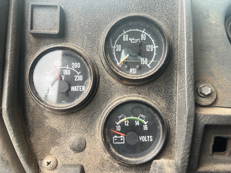1986-mack-dm686s-image-85