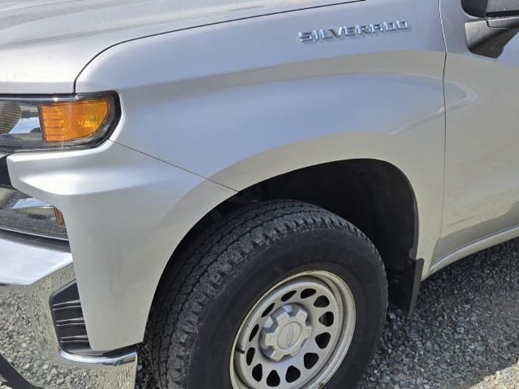 2020-chevrolet-silverado-1500-image-10