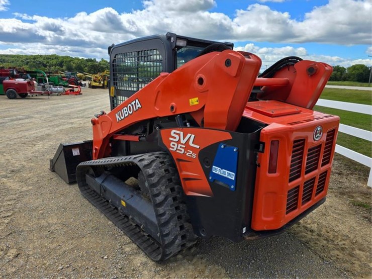 kubota-svl95-2s-image-3