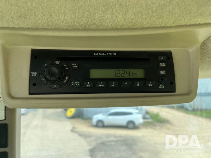 2012-john-deere-4630-image-44