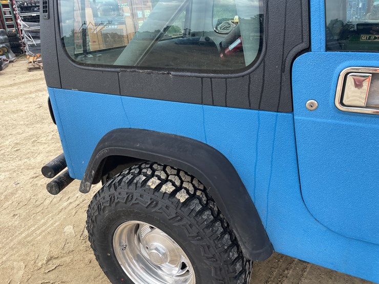 1990-jeep-wrangler-image-19