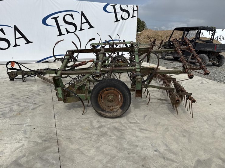 john-deere-18-image-2